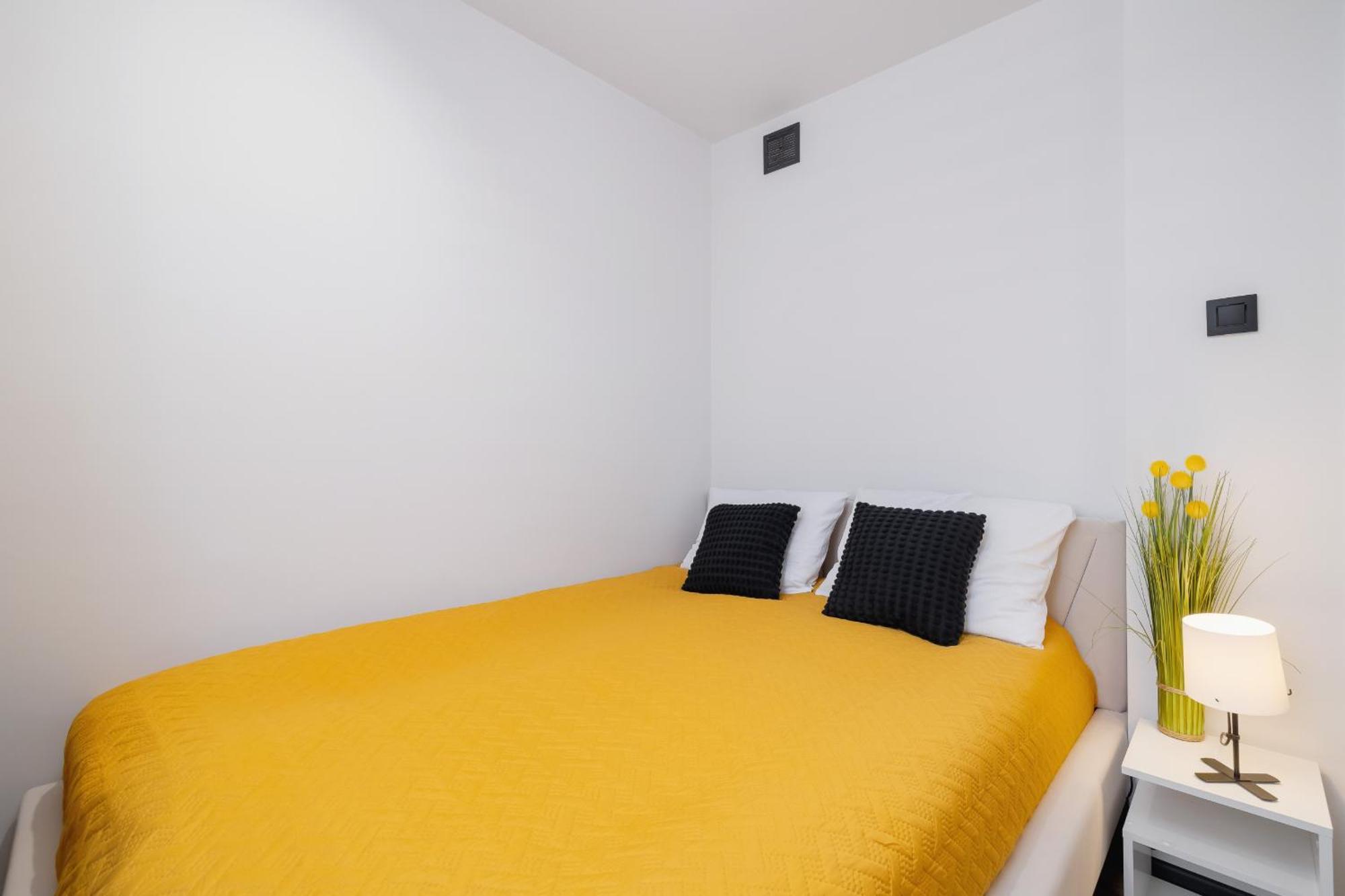 ז'שוב City Center One-Bedroom Apartment With Bathtub By Noclegi Renters מראה חיצוני תמונה